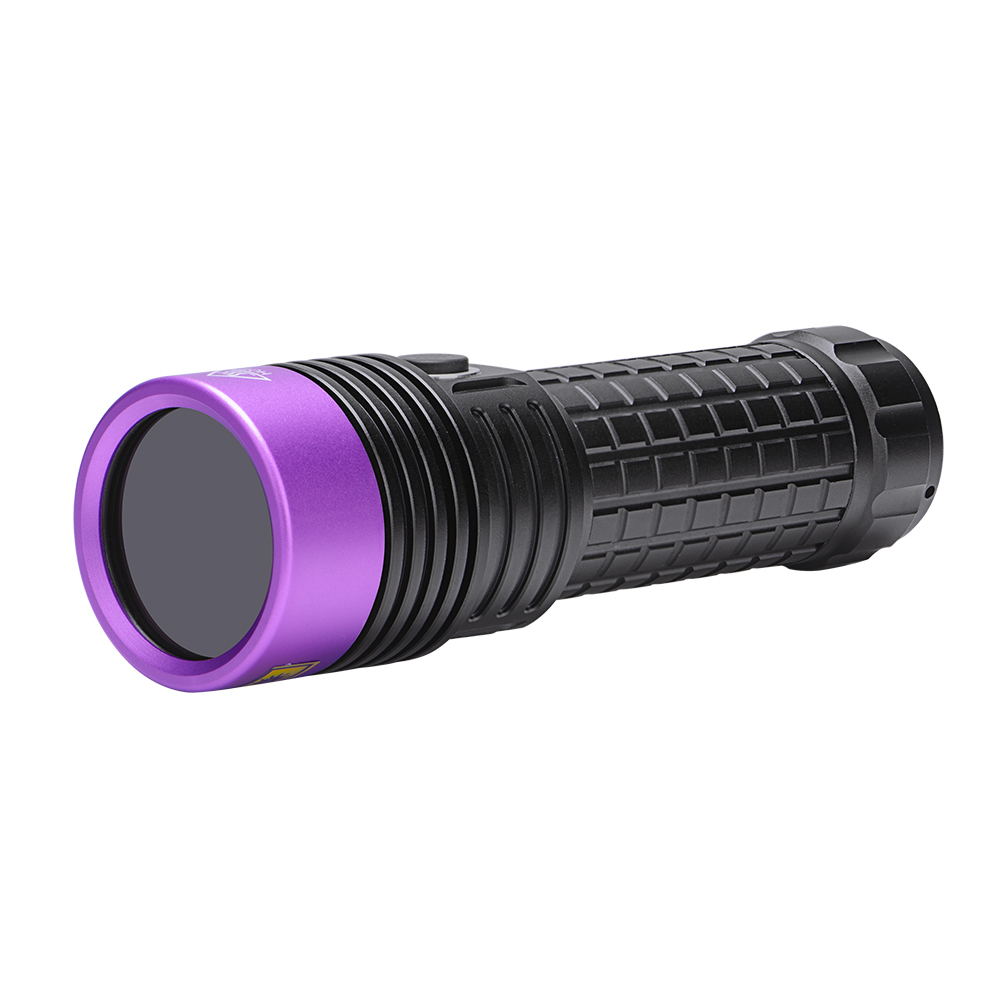 How UV Flashlights Help You Stand Out in the Inspection and Maintenance Industry