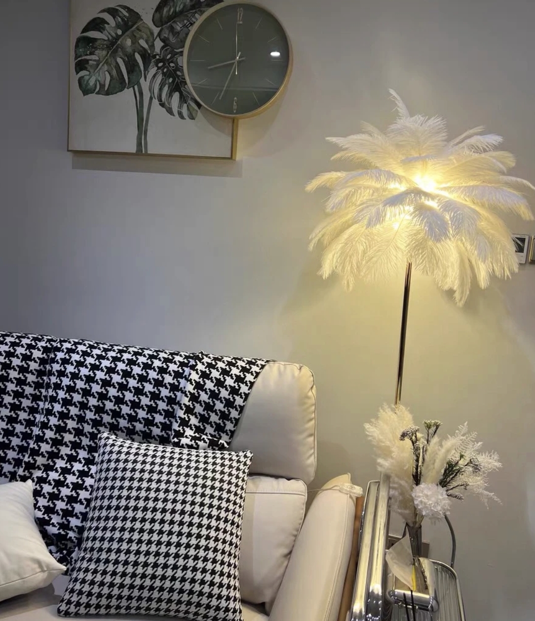 Art Deco Stehleuchte Metall Weiß Wohnzimmer