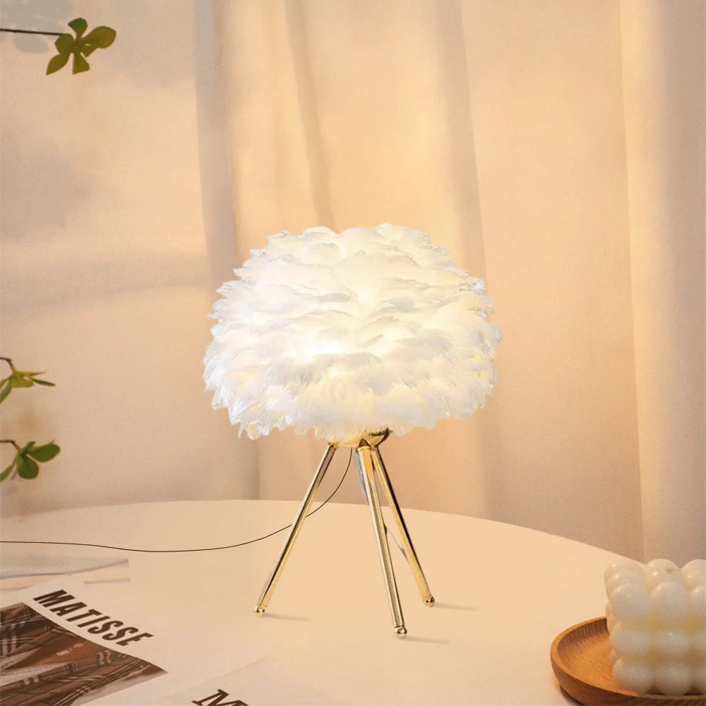 Art Deco Tischlampe LED Metall/Feder Weiß Schlafzimmer