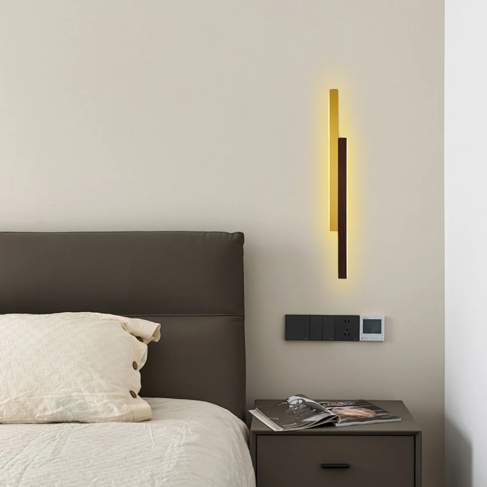 Modern Wandleuchte LED Linear Metall Braun Holzfarbe Wohnzimmer