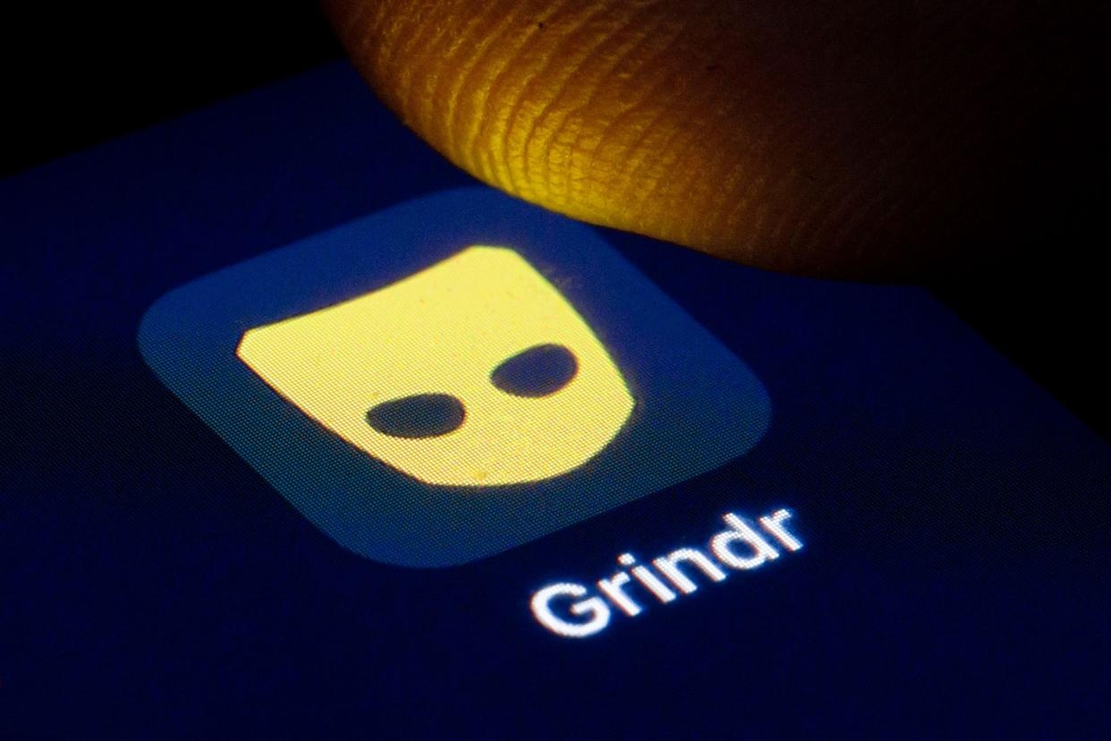 Grindr Sound Effect vs Snapchat Sound Effect What’s Your Vibe?