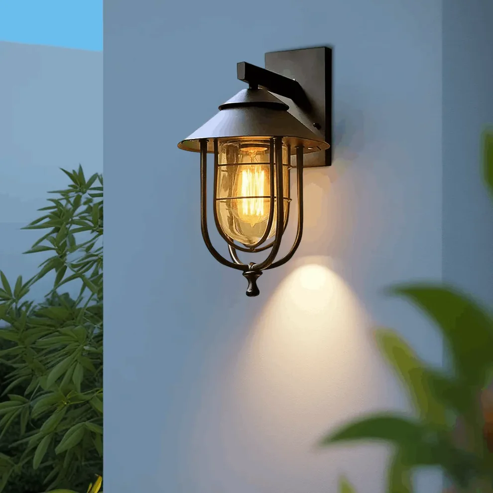 Irondale Industrial Outdoor Wall Lamp - Waterproof light for Garden