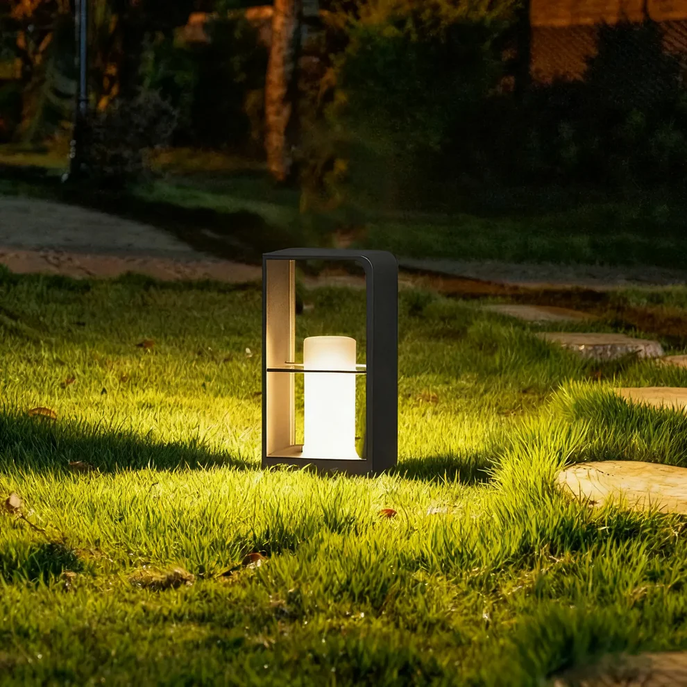 Emerging Outdoor Lighting Trends Shaping 2026 Spaces