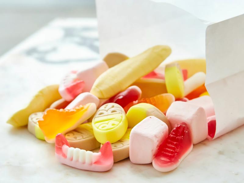 How to dissolve fumaric acid in water?