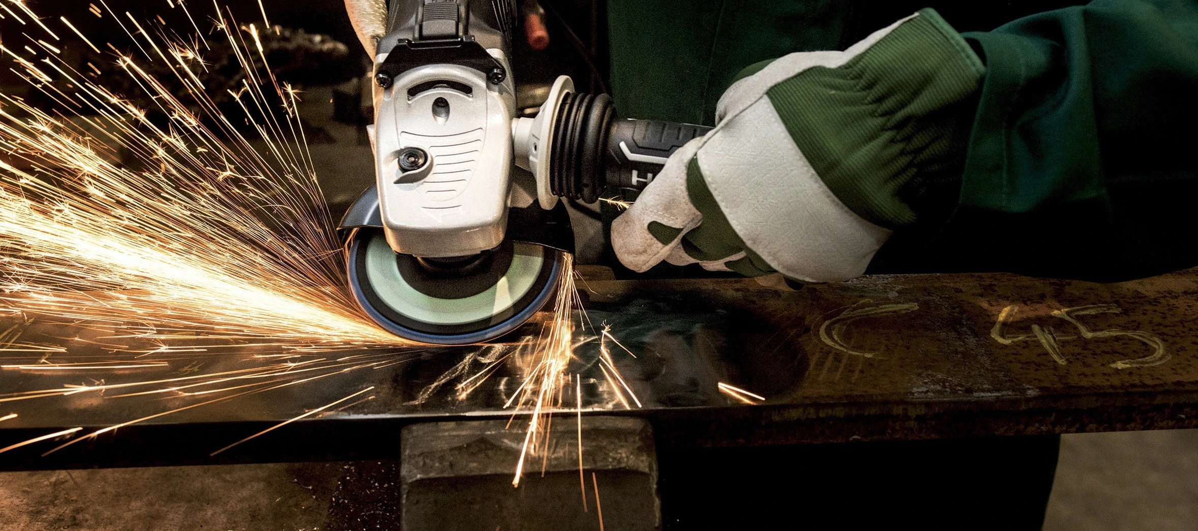 How to Achieve Flawless Metal Finishing in 2025