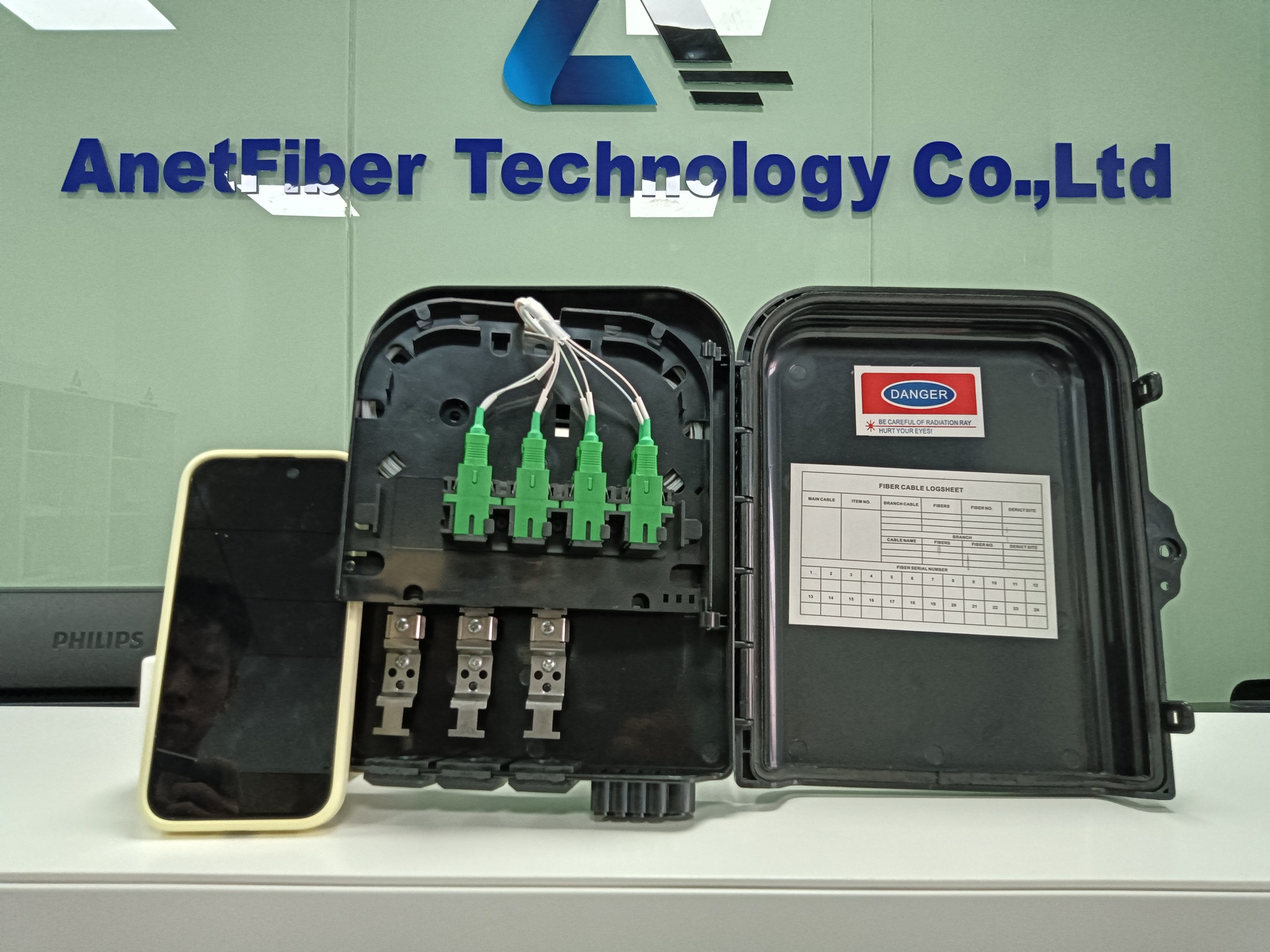 IP65 Outdoor 16 FO Fiber Distribution Terminal NAP Box