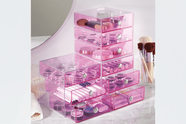 Quick Comparison: Acrylic Letter Storage Box vs. Plastic