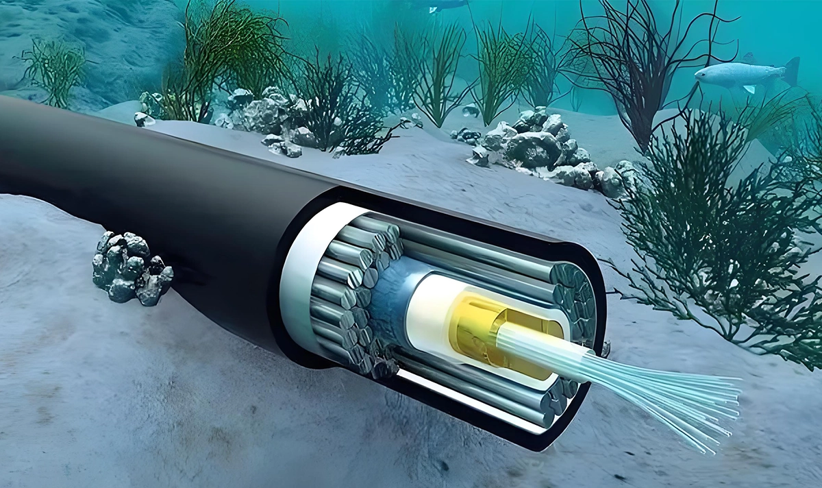 Optical Transceivers in Underwater Networks