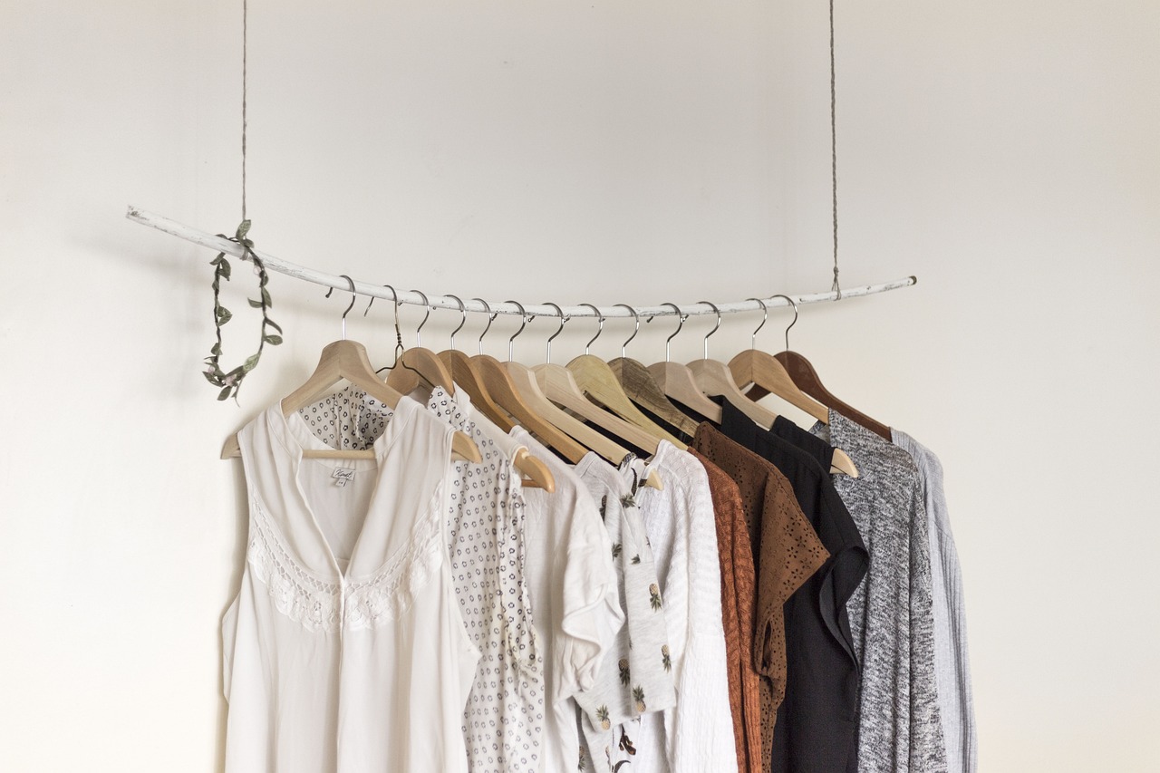 Step-by-Step Guide to Starting a Clothing Business